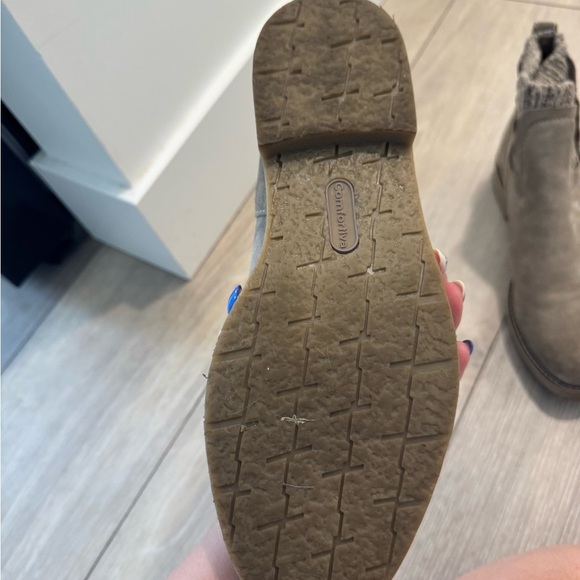 Comfortiva Rawnie Bootie women’s 11 like new - Picture 4 of 7